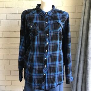 Torrid Size 5 Blue Black Plaid Long Sleeve Casual Button Down Shirt